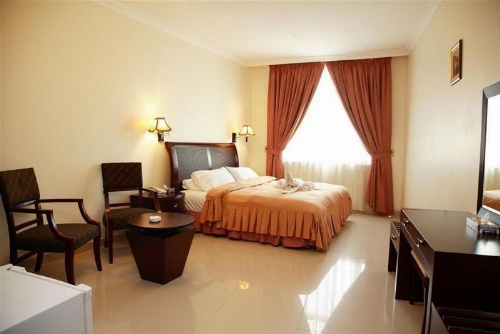 Crown Palace Hotel image 1